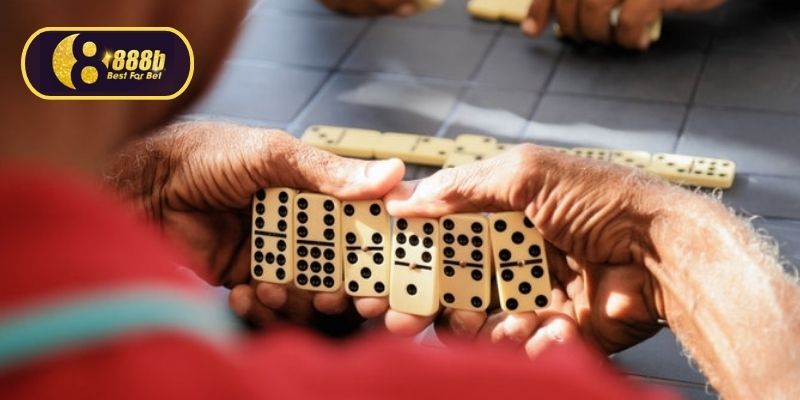 chơi cờ Domino